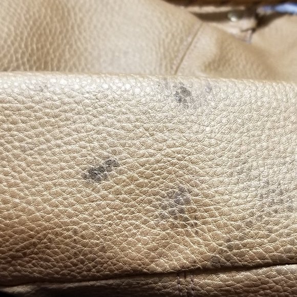 COPY - Golden Tan Shoulder Bag - Picture 11 of 16